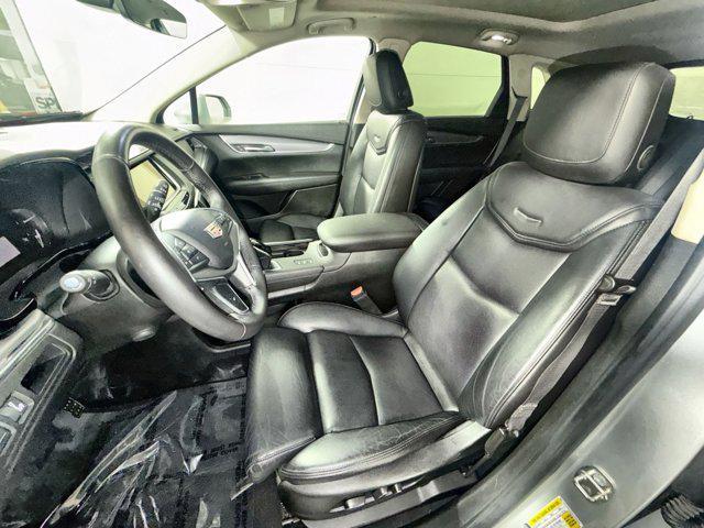 used 2017 Cadillac XT5 car, priced at $18,500