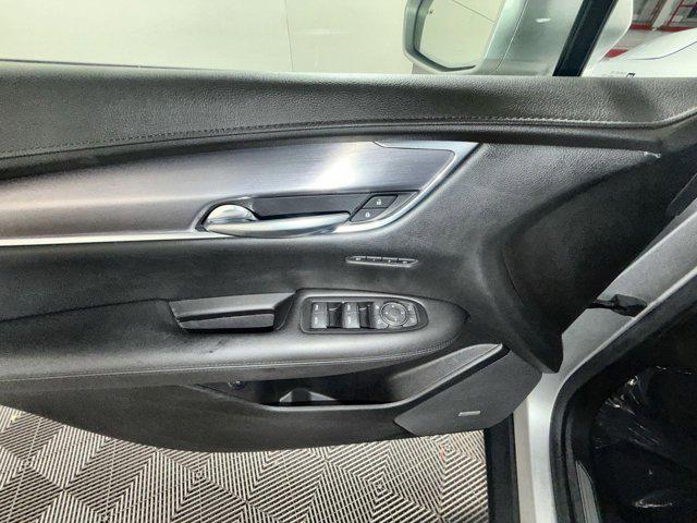 used 2017 Cadillac XT5 car, priced at $18,500