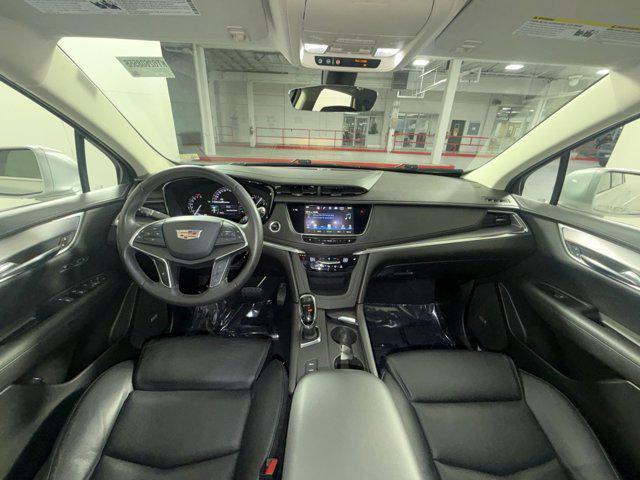 used 2017 Cadillac XT5 car, priced at $18,500