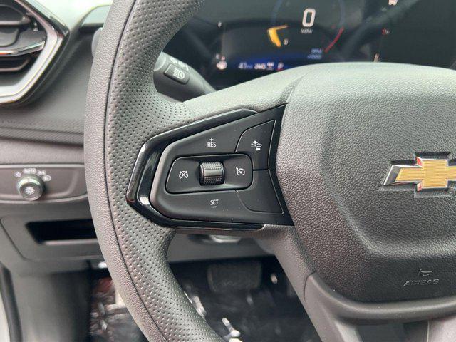 new 2025 Chevrolet TrailBlazer car, priced at $22,541