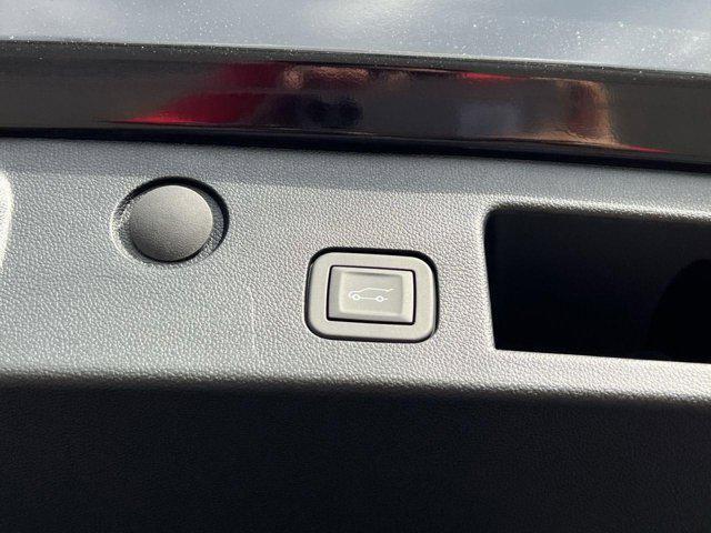 new 2025 Chevrolet Equinox car, priced at $32,325