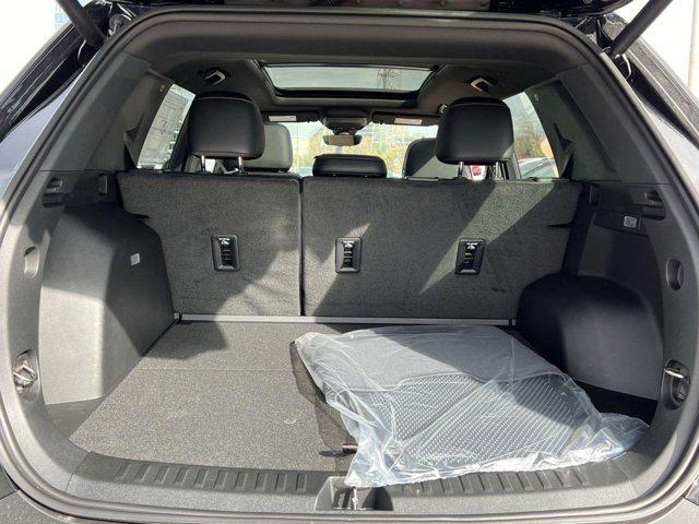 new 2025 Chevrolet Equinox car, priced at $32,325