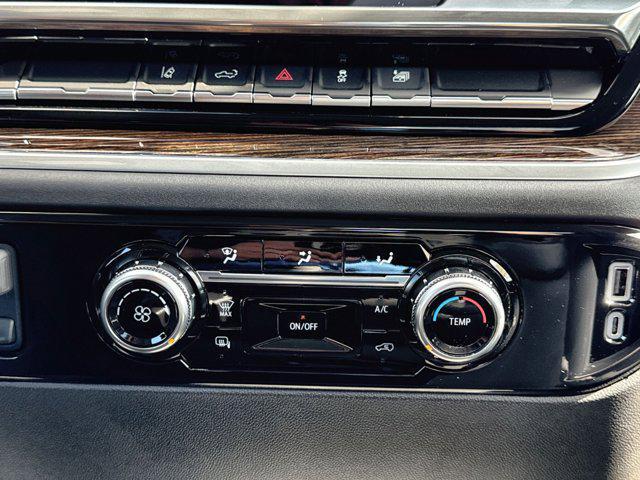 new 2025 GMC Sierra 2500 car, priced at $40,921