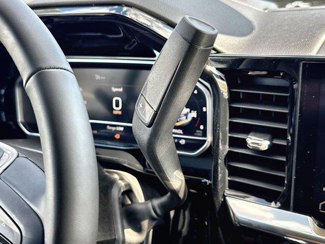 new 2025 GMC Sierra 2500 car, priced at $40,921