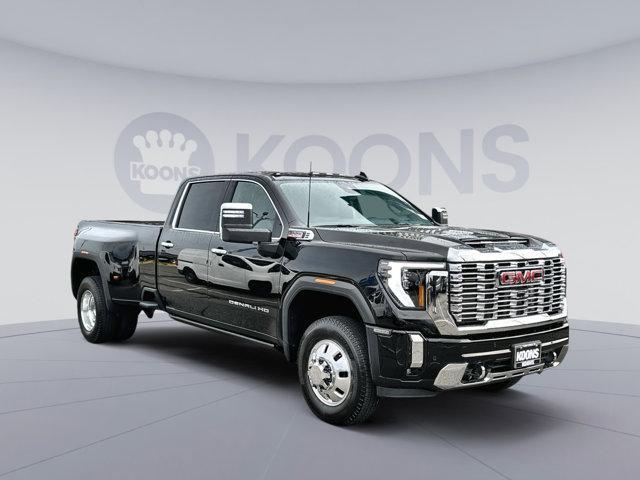 used 2025 GMC Sierra 3500 car, priced at $76,000