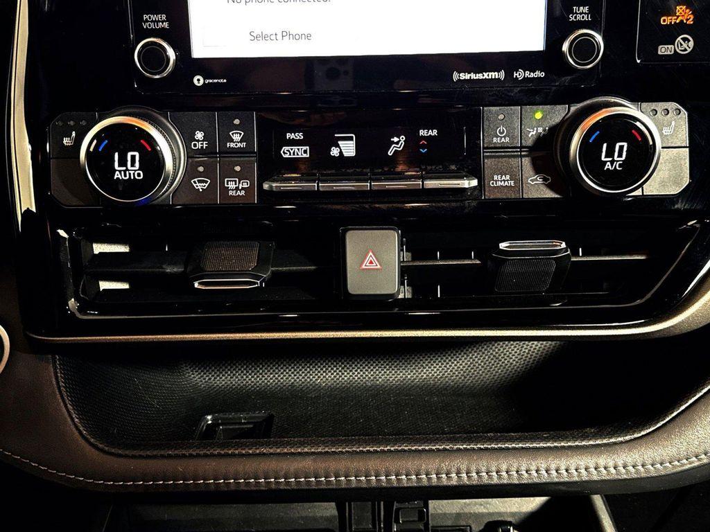 used 2021 Toyota Highlander car, priced at $27,995