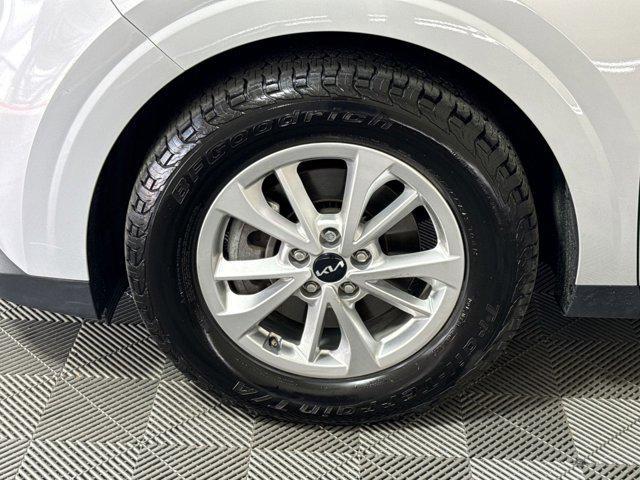 used 2023 Kia Carnival car, priced at $26,000