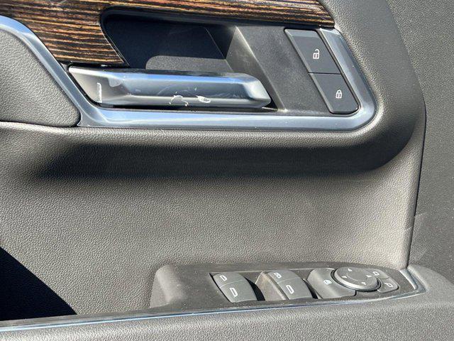 new 2025 GMC Sierra 1500 car, priced at $48,579