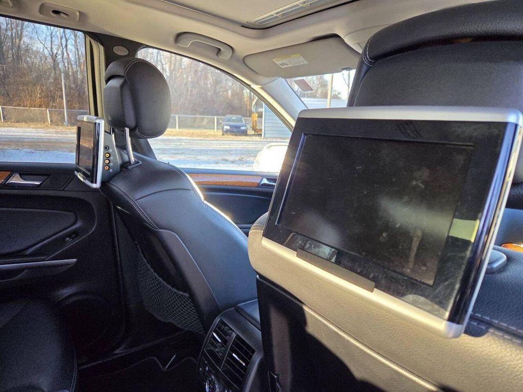 used 2009 Mercedes-Benz GL-Class car, priced at $5,600