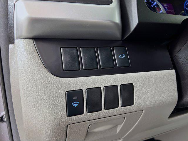 used 2015 Toyota Highlander car, priced at $23,944