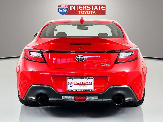 new 2025 Toyota GR86 car, priced at $38,869