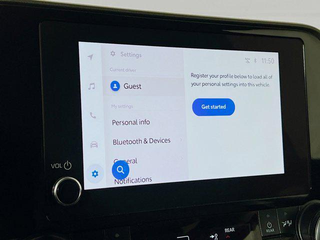 used 2025 Toyota Highlander car, priced at $39,811
