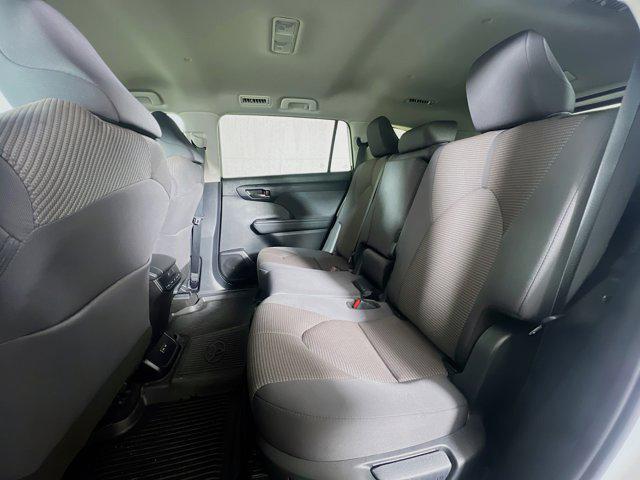 used 2025 Toyota Highlander car, priced at $39,811
