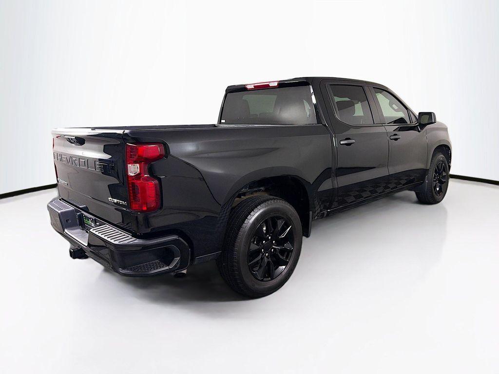 used 2024 Chevrolet Silverado 1500 car, priced at $34,212