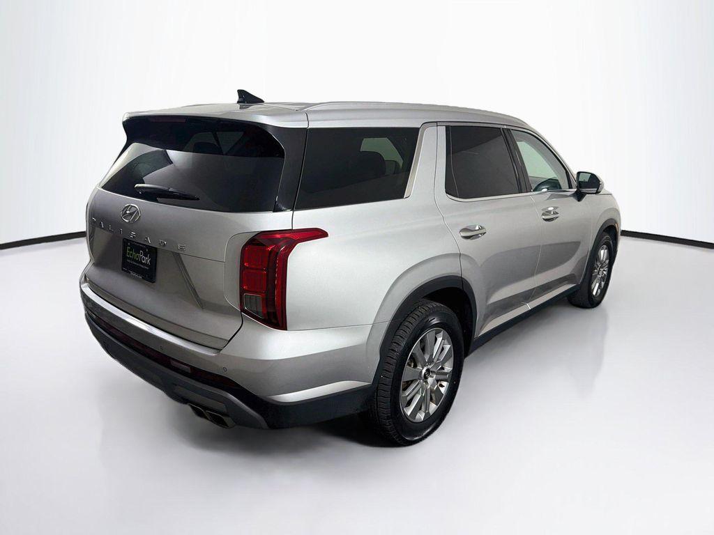 used 2025 Hyundai Palisade car, priced at $28,722