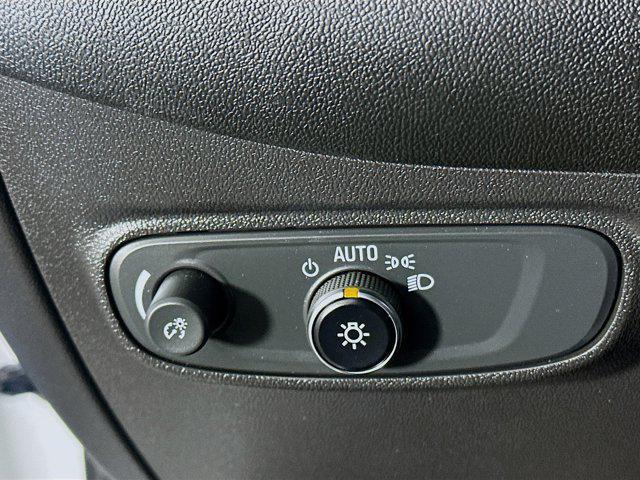 used 2022 Chevrolet Equinox car, priced at $17,987