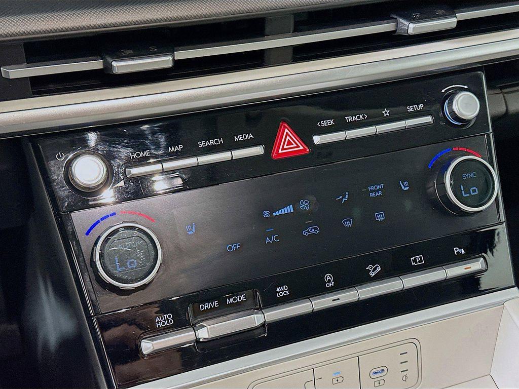 used 2025 Hyundai Santa Fe car, priced at $28,212