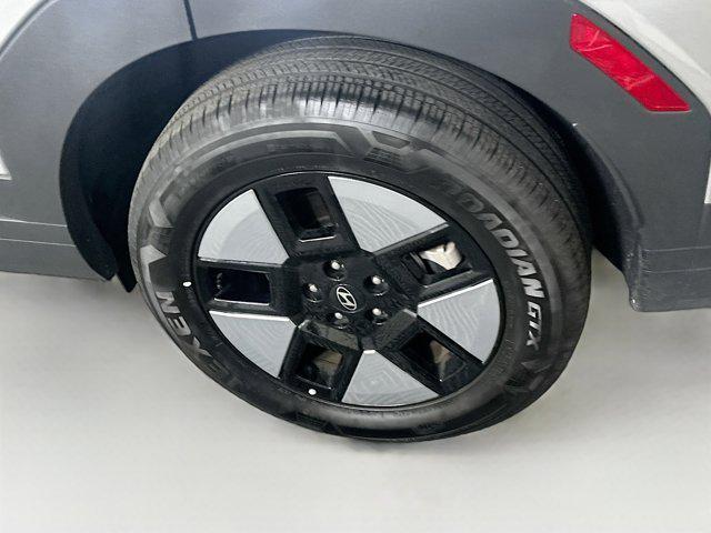 used 2025 Hyundai Santa Fe car, priced at $29,487