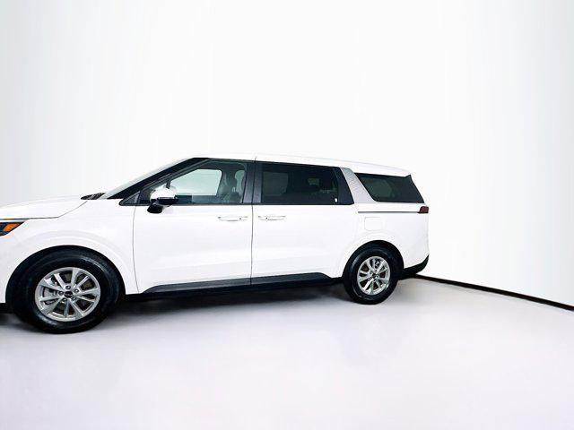 used 2024 Kia Carnival car, priced at $30,987