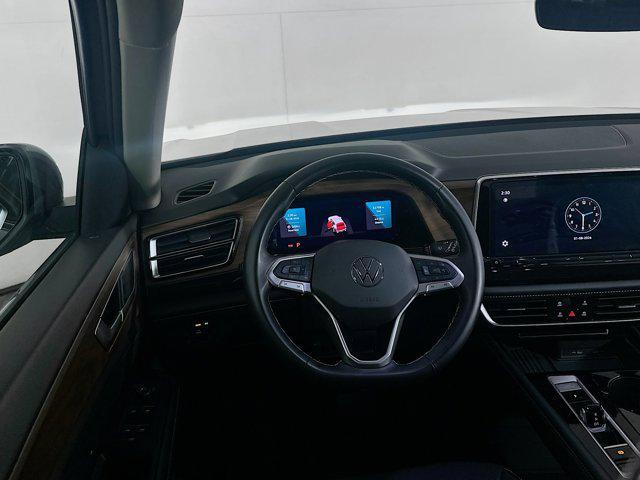 used 2025 Volkswagen Atlas car, priced at $28,996