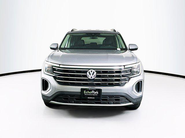 used 2025 Volkswagen Atlas car, priced at $28,996