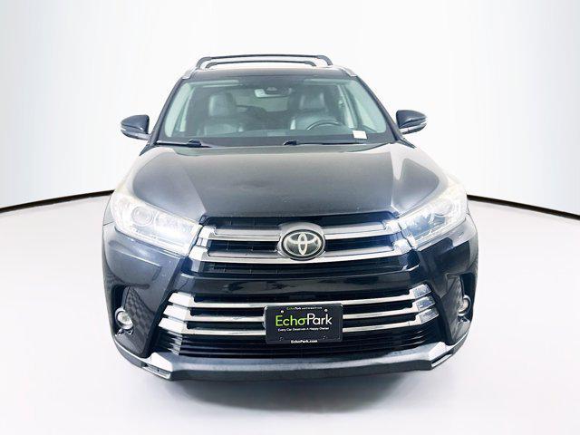 used 2019 Toyota Highlander car, priced at $20,487
