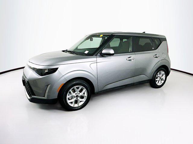 used 2025 Kia Soul car, priced at $16,747