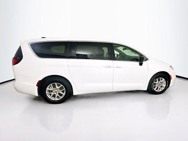 used 2024 Chrysler Pacifica car, priced at $26,587