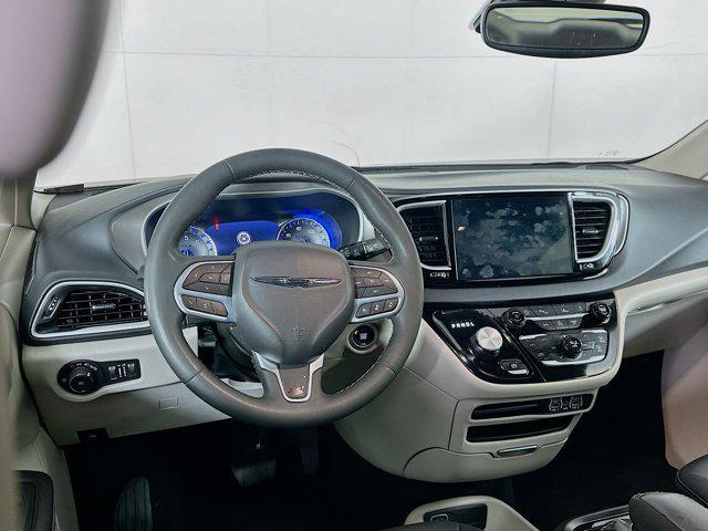 used 2024 Chrysler Pacifica car, priced at $26,587