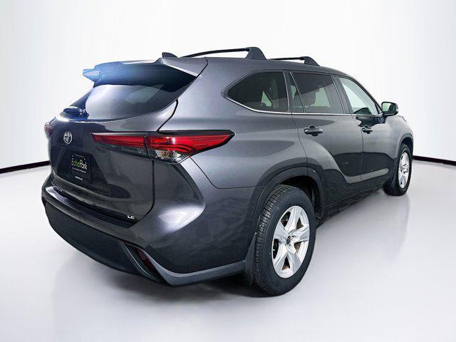 used 2023 Toyota Highlander car, priced at $28,497