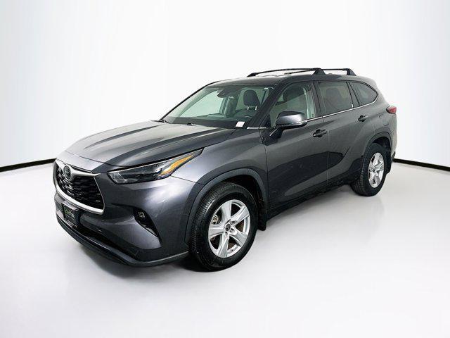 used 2023 Toyota Highlander car, priced at $28,497