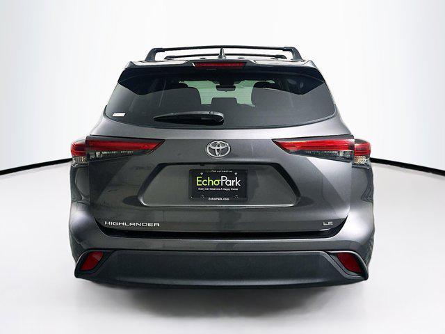 used 2023 Toyota Highlander car, priced at $28,497