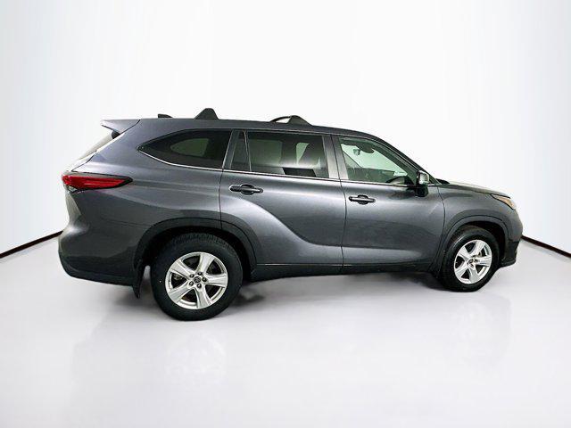 used 2023 Toyota Highlander car, priced at $28,497