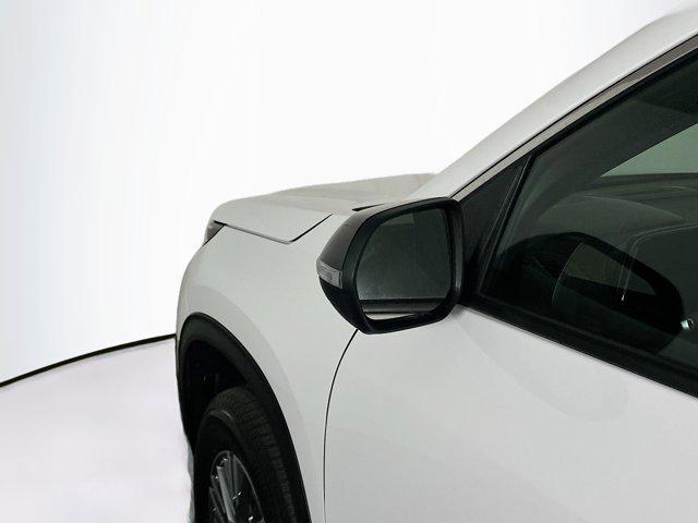 used 2025 Chevrolet Traverse car, priced at $32,987