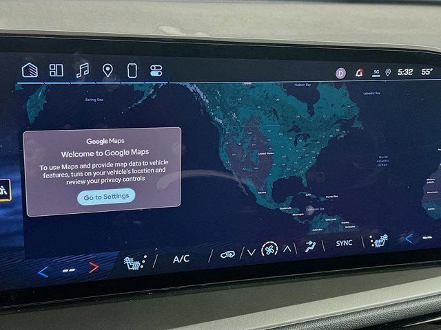 used 2025 Chevrolet Traverse car, priced at $32,987