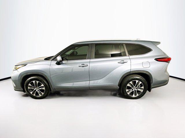 used 2023 Toyota Highlander car, priced at $32,796
