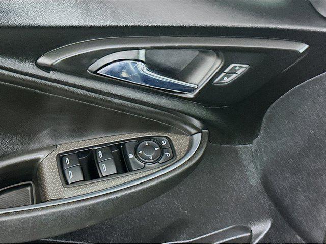 used 2018 Chevrolet Malibu car, priced at $7,987
