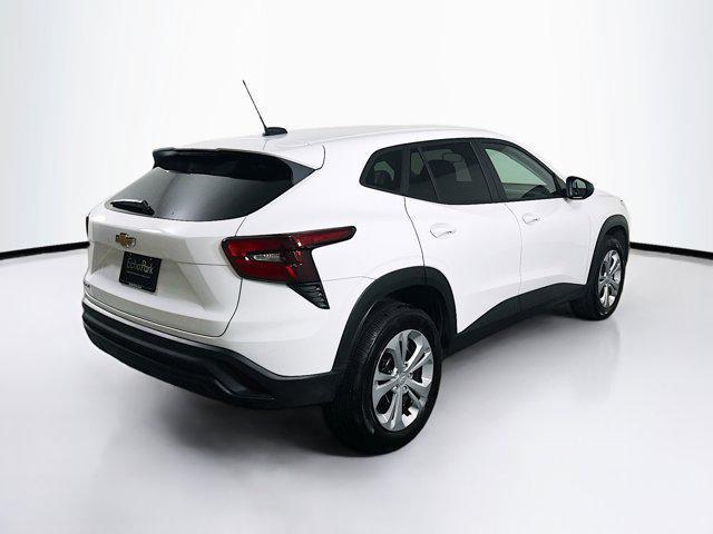 used 2025 Chevrolet Trax car, priced at $19,996