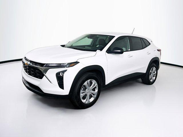 used 2025 Chevrolet Trax car, priced at $19,996