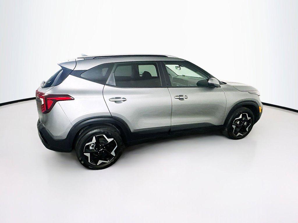 used 2025 Kia Seltos car, priced at $20,212