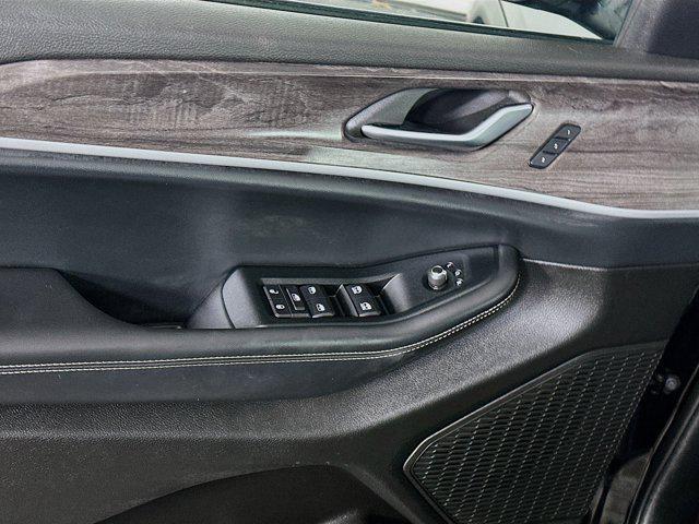 used 2023 Jeep Grand Cherokee L car, priced at $29,996