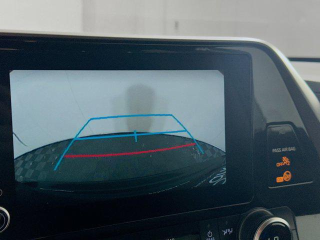 used 2025 Toyota Highlander car, priced at $33,787