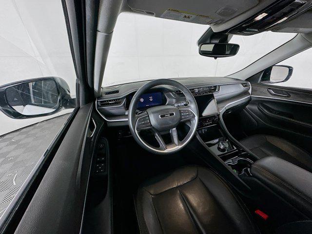 used 2023 Jeep Grand Cherokee car, priced at $25,487