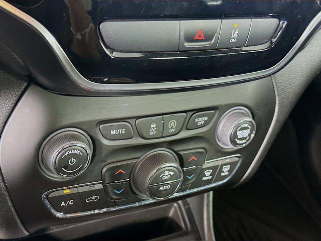 used 2022 Jeep Cherokee car, priced at $21,487