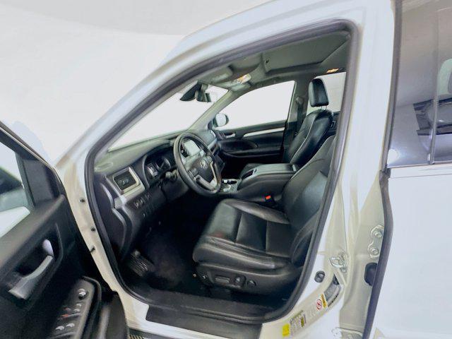 used 2018 Toyota Highlander car, priced at $20,487