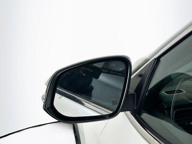 used 2018 Toyota Highlander car, priced at $20,487