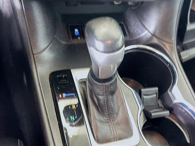 used 2018 Toyota Highlander car, priced at $20,487