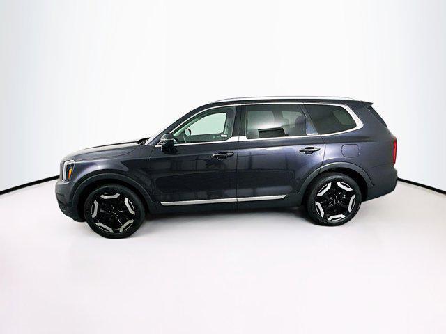 used 2025 Kia Telluride car, priced at $32,496
