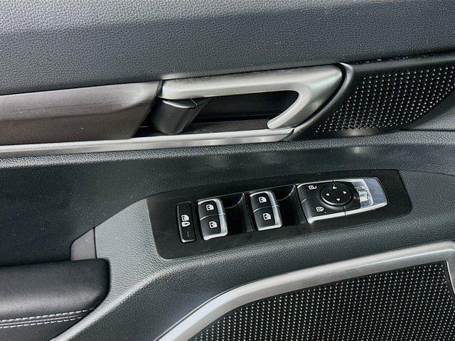 used 2025 Kia Telluride car, priced at $32,496