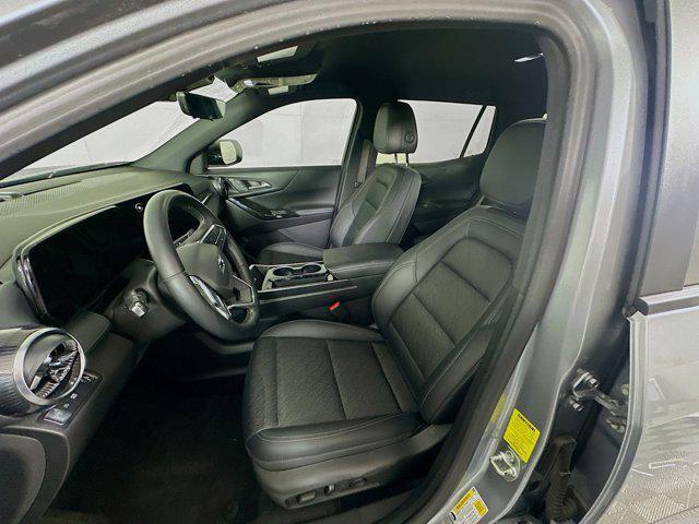used 2025 Chevrolet Equinox car, priced at $24,987